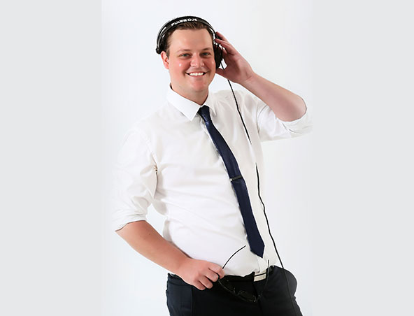 Wedding DJ James - Melbourne Djs - Disc Jockey